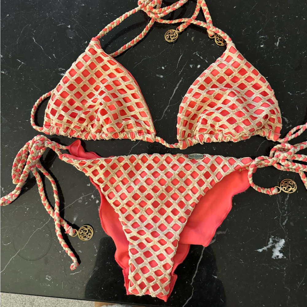 Lula Fama bikini XS bottoms and Small top in great condition only worn few times